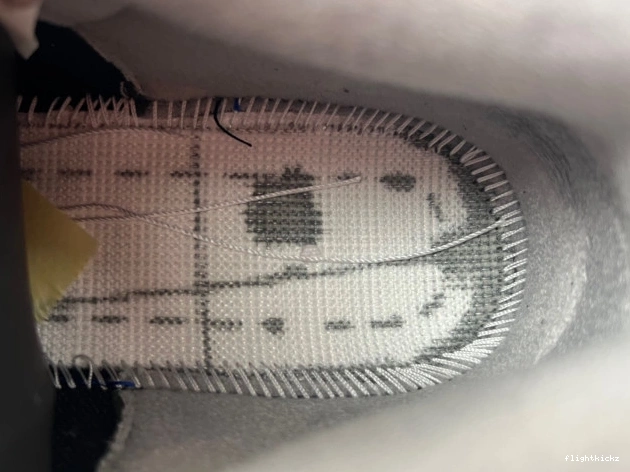 Air DN3707-010 Black 3 Jordan Cement 0823